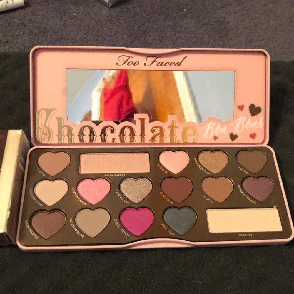 Too Faced Chocolate Bon Bin palette